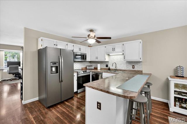 189 Harvest Moon Court B, St Charles, MO 63304