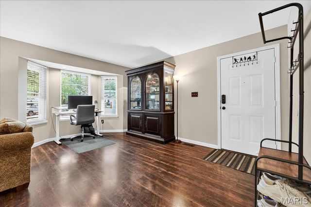 189 Harvest Moon Court B, St Charles, MO 63304