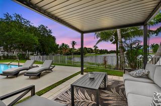 480 Cambridge Dr, Weston, FL 33326