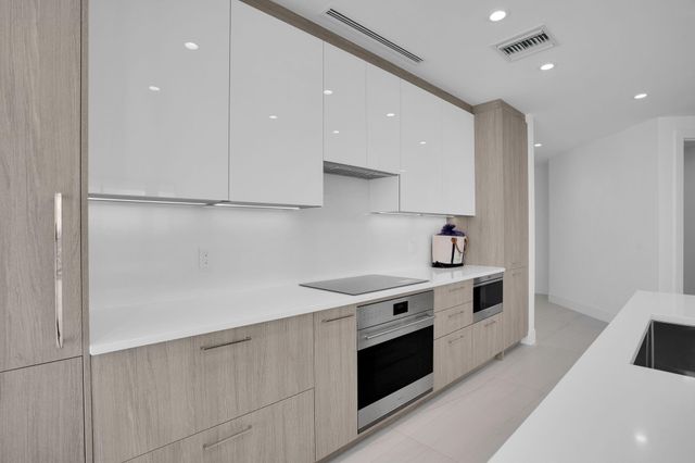 153 N Seabreeze Boulevard 2504-S, Fort Lauderdale, FL 33304