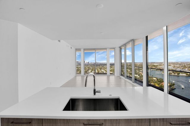 153 N Seabreeze Boulevard 2504-S, Fort Lauderdale, FL 33304