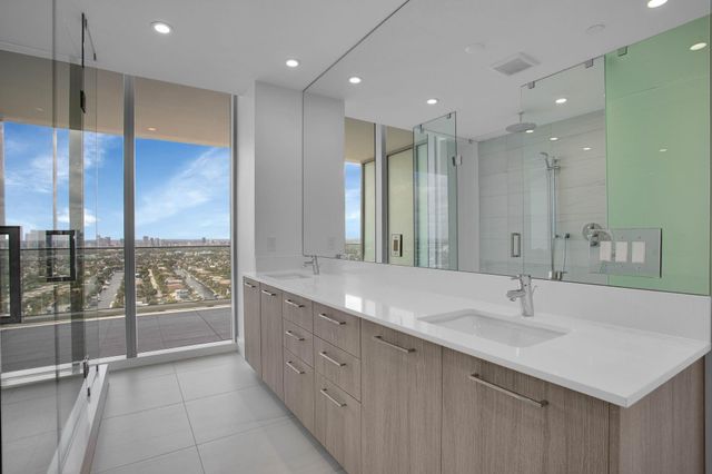 153 N Seabreeze Boulevard 2504-S, Fort Lauderdale, FL 33304