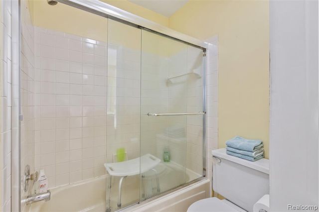 42 Rosebud Lane, Mount Clemens, MI 48043