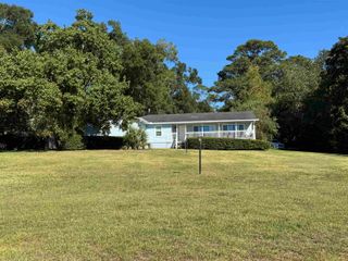 480 THARPE Circle, Quincy, FL 32351