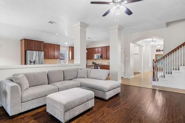 3619 Beacon Green Lane, Spring, TX 77386