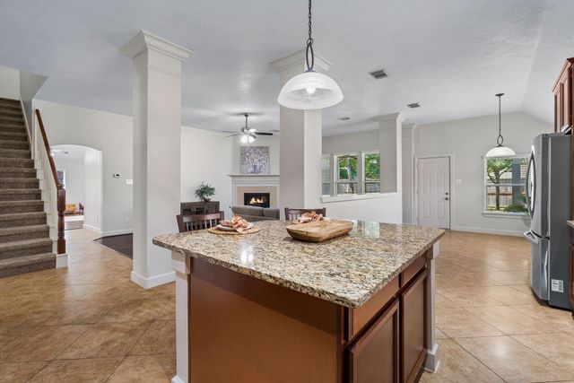 3619 Beacon Green Lane, Spring, TX 77386