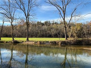 3855 Madison 8615, Huntsville, AR 72740