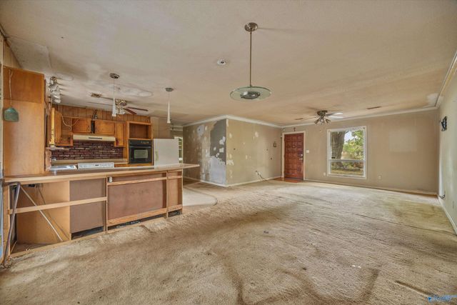 710 Westwood Circle SW, Decatur, AL 35601