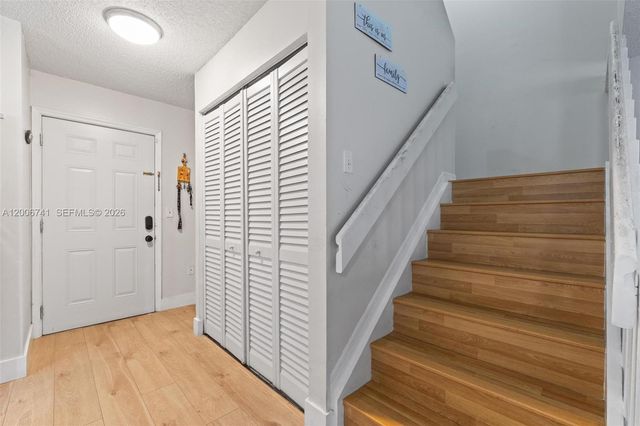 6235 Kendale Lakes Cir 247, Miami, FL 33183