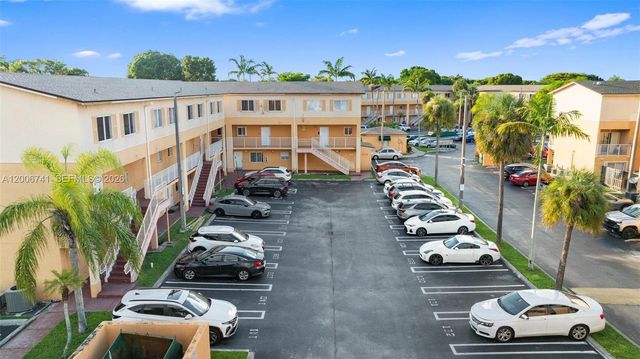 6235 Kendale Lakes Cir 247, Miami, FL 33183