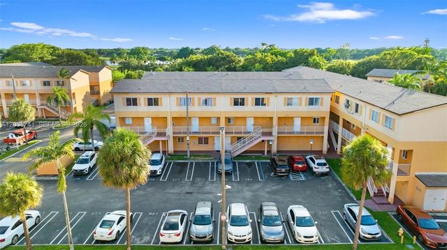 6235 Kendale Lakes Cir 247, Miami, FL 33183