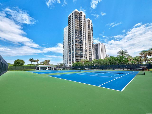 5380 N Ocean Drive 10j, Singer Island, FL 33404