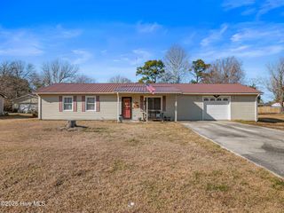 139 Bayberry Road, Newport, NC 28570