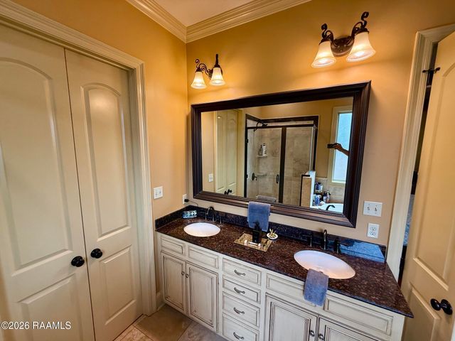 203 La Villa Circle, Youngsville, LA 70592