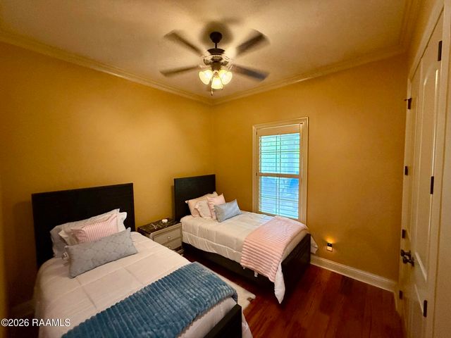 203 La Villa Circle, Youngsville, LA 70592