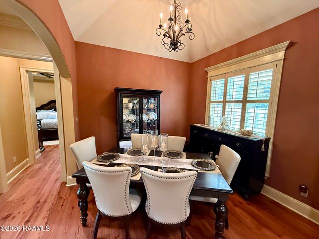 203 La Villa Circle, Youngsville, LA 70592