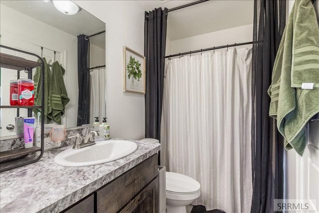 3974 E Hyrum Drive, Idaho Falls, ID 83401