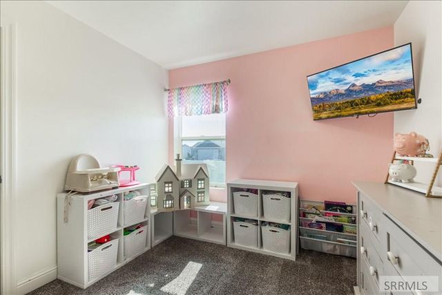 3974 E Hyrum Drive, Idaho Falls, ID 83401