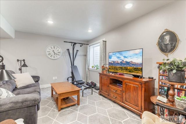 3974 E Hyrum Drive, Idaho Falls, ID 83401