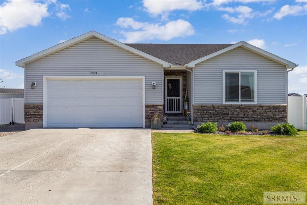3974 E Hyrum Drive, Idaho Falls, ID 83401