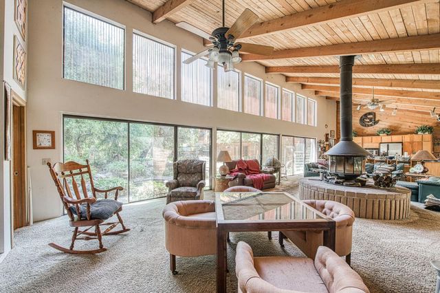 45 Wilderness Drive, Sanger, CA 93657