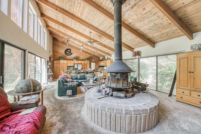45 Wilderness Drive, Sanger, CA 93657