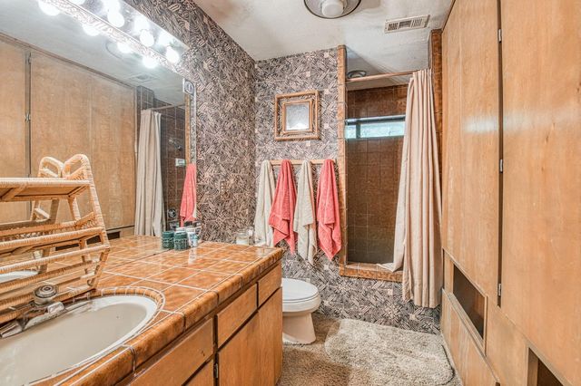 45 Wilderness Drive, Sanger, CA 93657