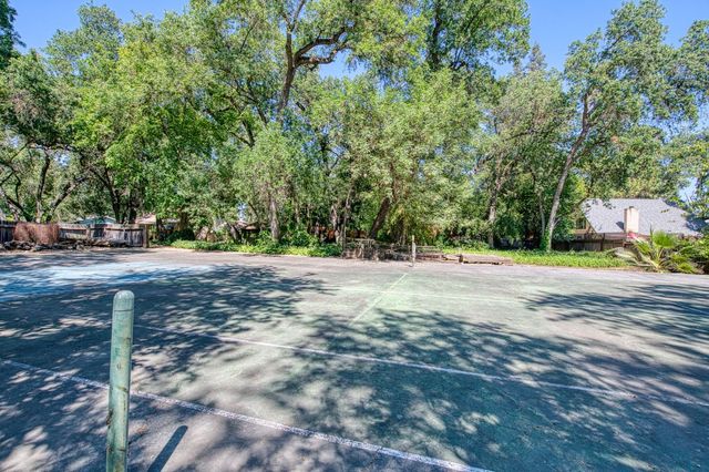45 Wilderness Drive, Sanger, CA 93657