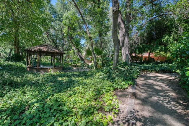 45 Wilderness Drive, Sanger, CA 93657