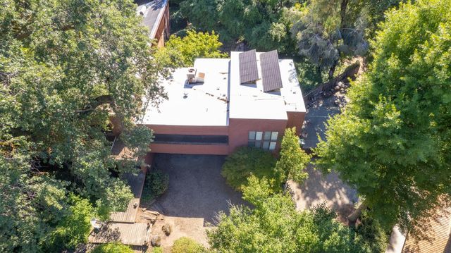 45 Wilderness Drive, Sanger, CA 93657