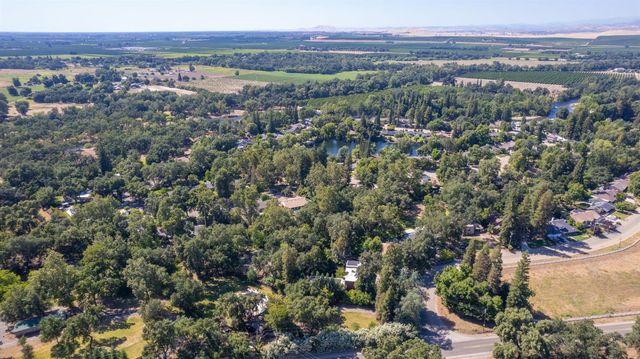 45 Wilderness Drive, Sanger, CA 93657