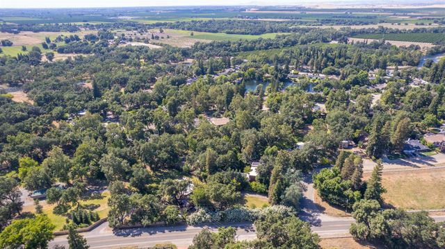 45 Wilderness Drive, Sanger, CA 93657