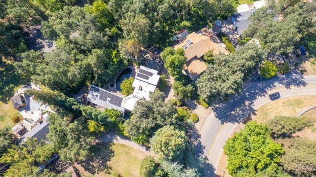 45 Wilderness Drive, Sanger, CA 93657