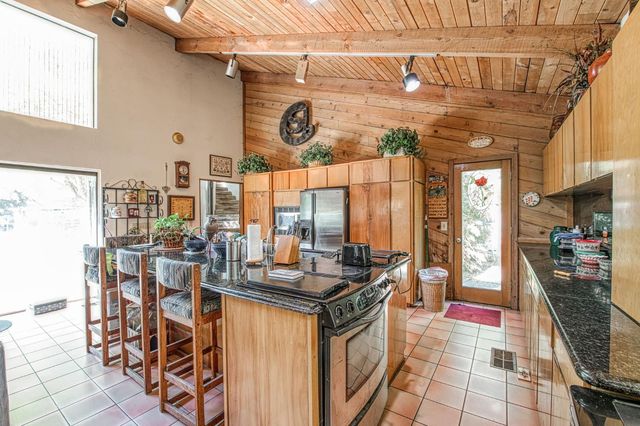 45 Wilderness Drive, Sanger, CA 93657
