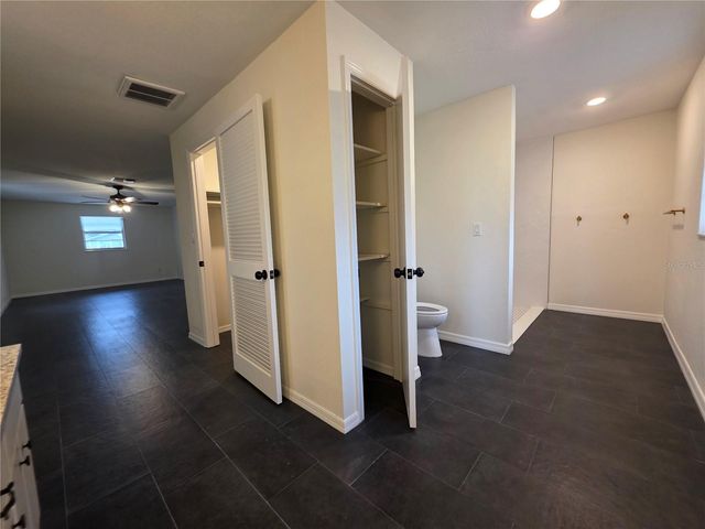 5611 6TH STREET, Zephyrhills, FL 33542