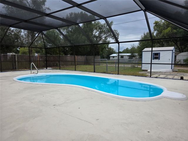 5611 6TH STREET, Zephyrhills, FL 33542