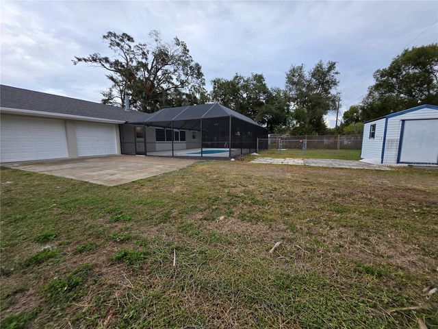 5611 6TH STREET, Zephyrhills, FL 33542