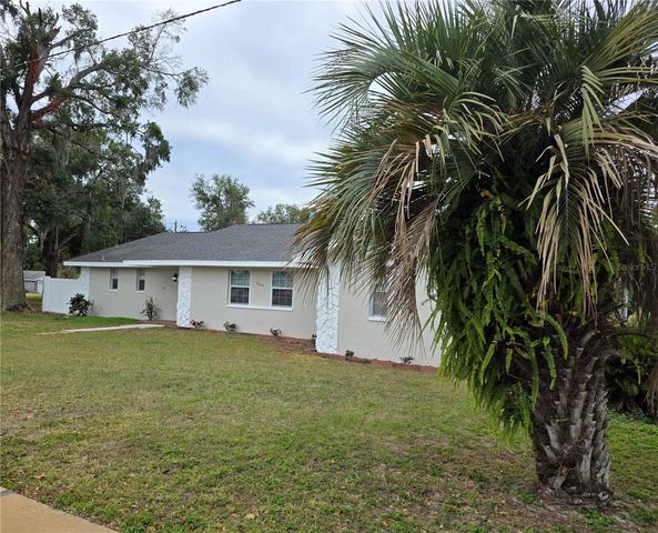 5611 6TH STREET, Zephyrhills, FL 33542