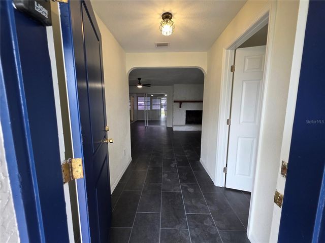 5611 6TH STREET, Zephyrhills, FL 33542