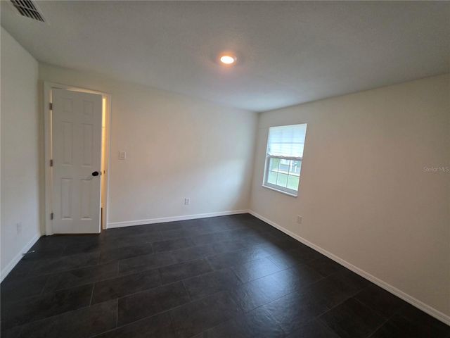 5611 6TH STREET, Zephyrhills, FL 33542