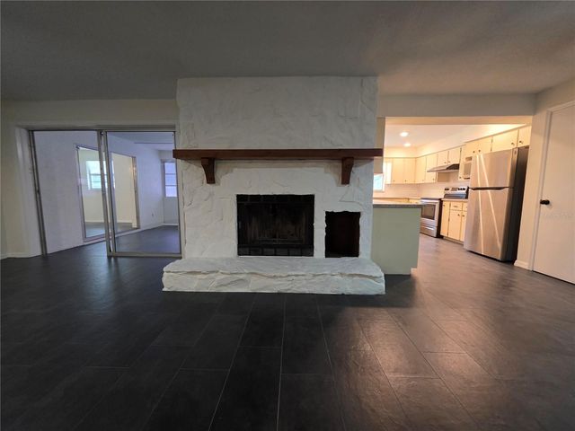 5611 6TH STREET, Zephyrhills, FL 33542