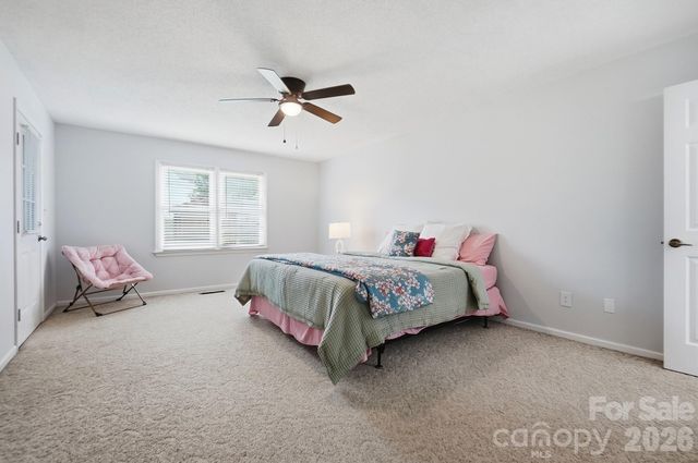 3626 Farm Lake Drive SW, Concord, NC 28027