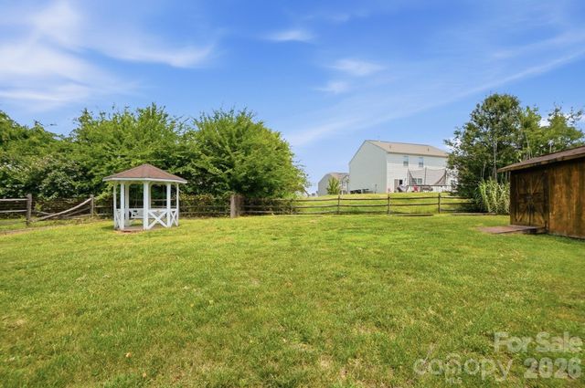 3626 Farm Lake Drive SW, Concord, NC 28027