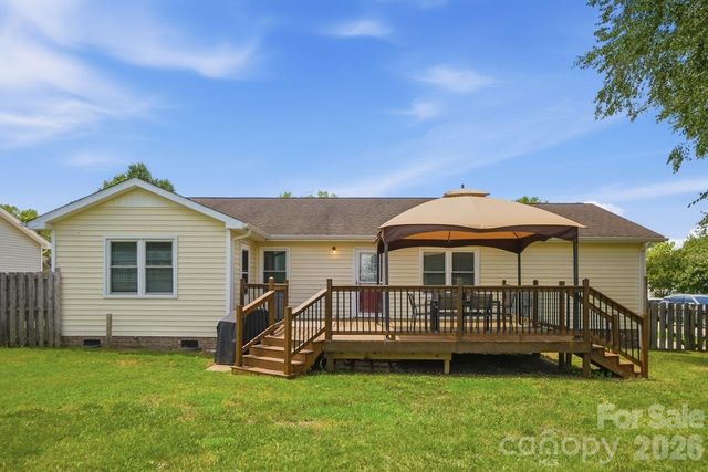 3626 Farm Lake Drive SW, Concord, NC 28027