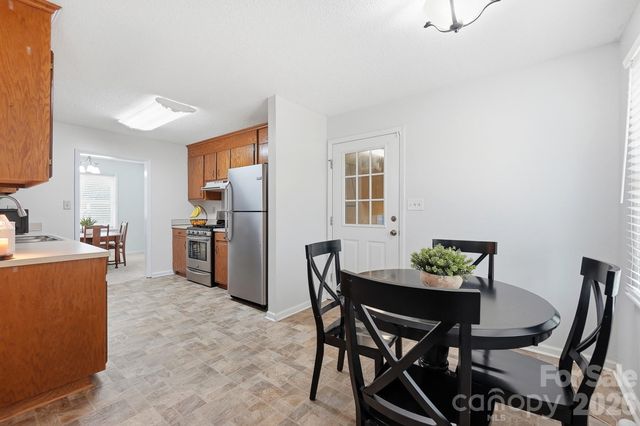 3626 Farm Lake Drive SW, Concord, NC 28027