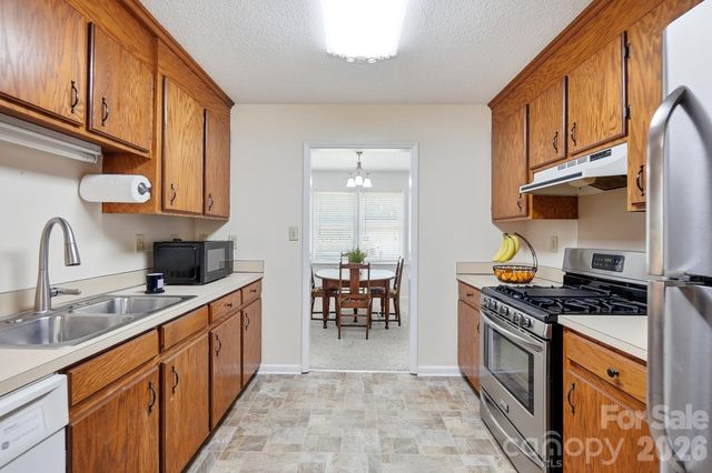 3626 Farm Lake Drive SW, Concord, NC 28027