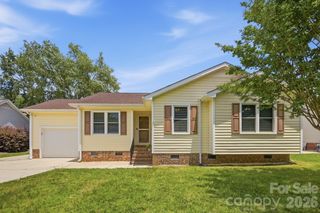 3626 Farm Lake Drive SW, Concord, NC 28027