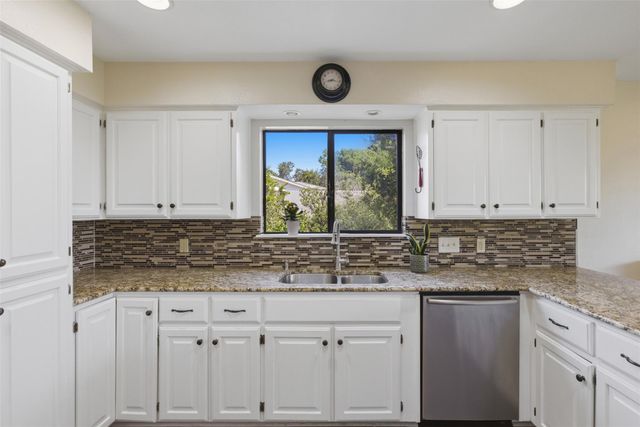104 Morning Cloud ST, Austin, TX 78734