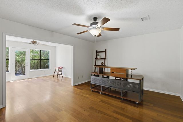 104 Morning Cloud ST, Austin, TX 78734