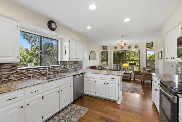 104 Morning Cloud ST, Austin, TX 78734